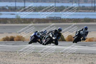 media/Nov-16-2025-Race Pace (Sun) [[8c5fa54630]]/Verified Riders/3-Turn 14 (1045am)/